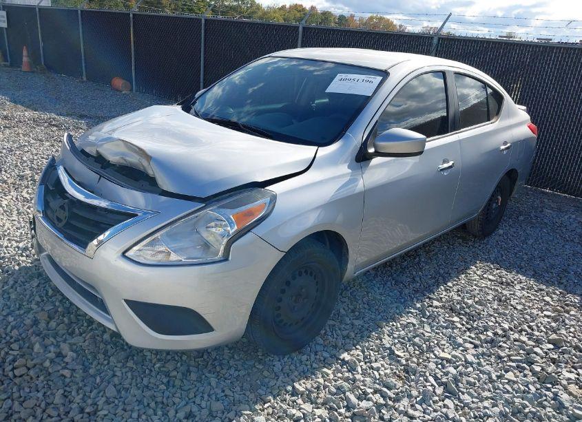 Photo 2 of 2018 Nissan Versa 1.6 SV (VIN 3N1CN7APXJL879307)