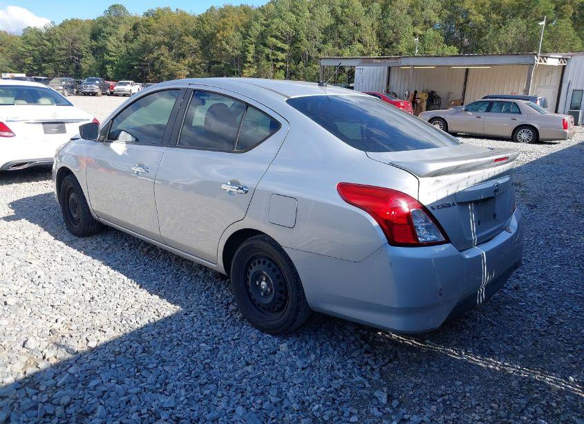 Photo 3 of 2018 Nissan Versa 1.6 SV (VIN 3N1CN7APXJL879307)