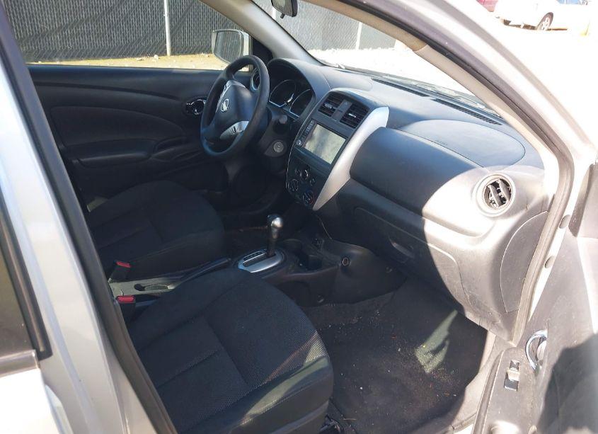 Photo 5 of 2018 Nissan Versa 1.6 SV (VIN 3N1CN7APXJL879307)