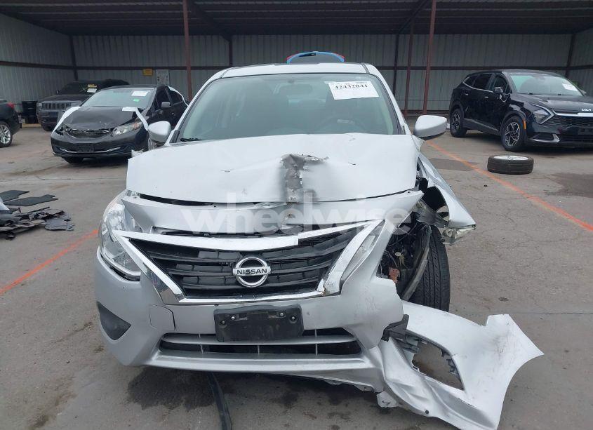 Photo 13 of 2018 Nissan Versa 1.6 S (VIN 3N1CN7APXJL884636)