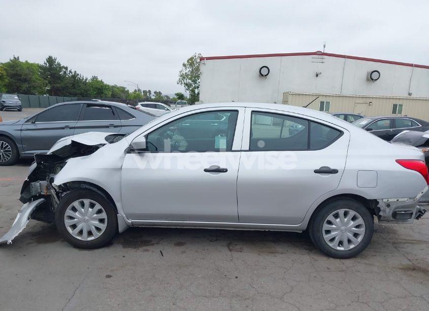 Photo 15 of 2018 Nissan Versa 1.6 S (VIN 3N1CN7APXJL884636)