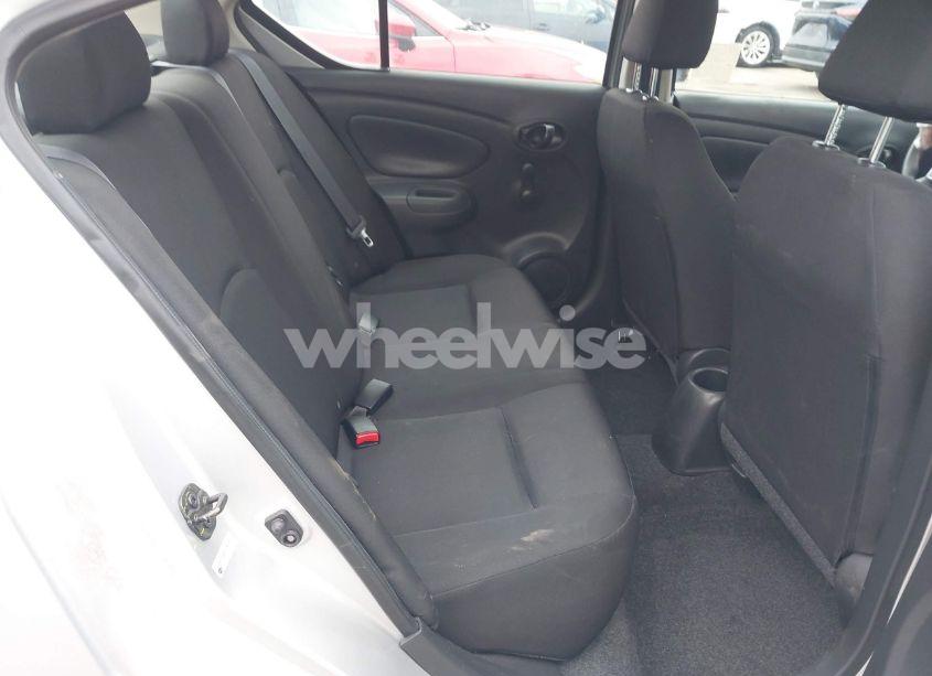 Photo 8 of 2018 Nissan Versa 1.6 S (VIN 3N1CN7APXJL884636)