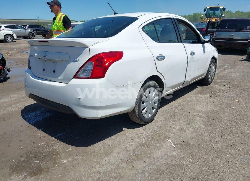 Photo 4 of 2018 Nissan Versa 1.6 SV (VIN 3N1CN7APXJL885995)