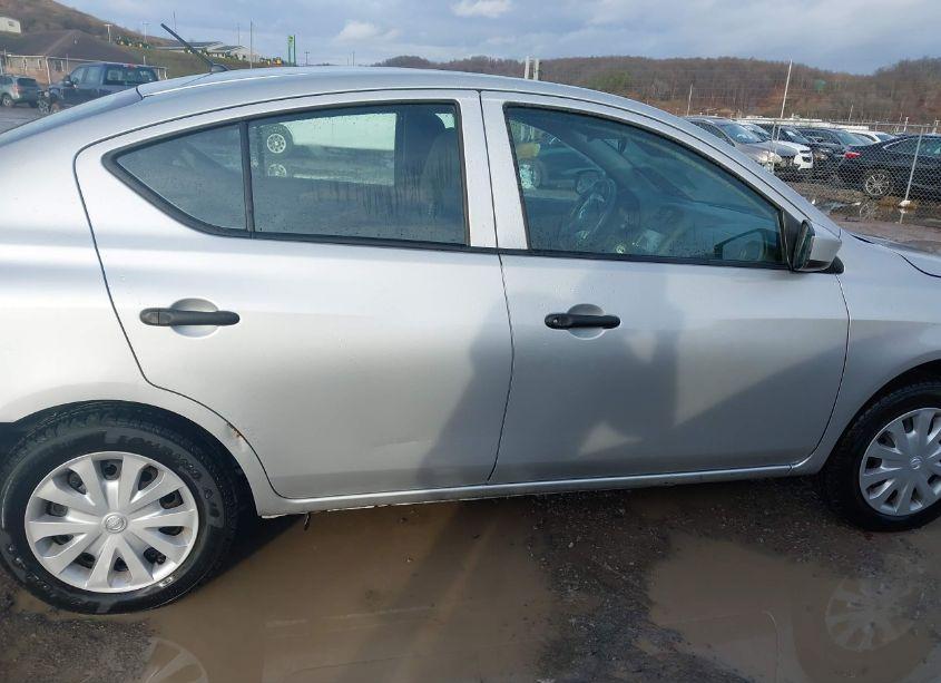 Photo 13 of 2018 Nissan Versa 1.6 S+ (VIN 3N1CN7APXJL888251)