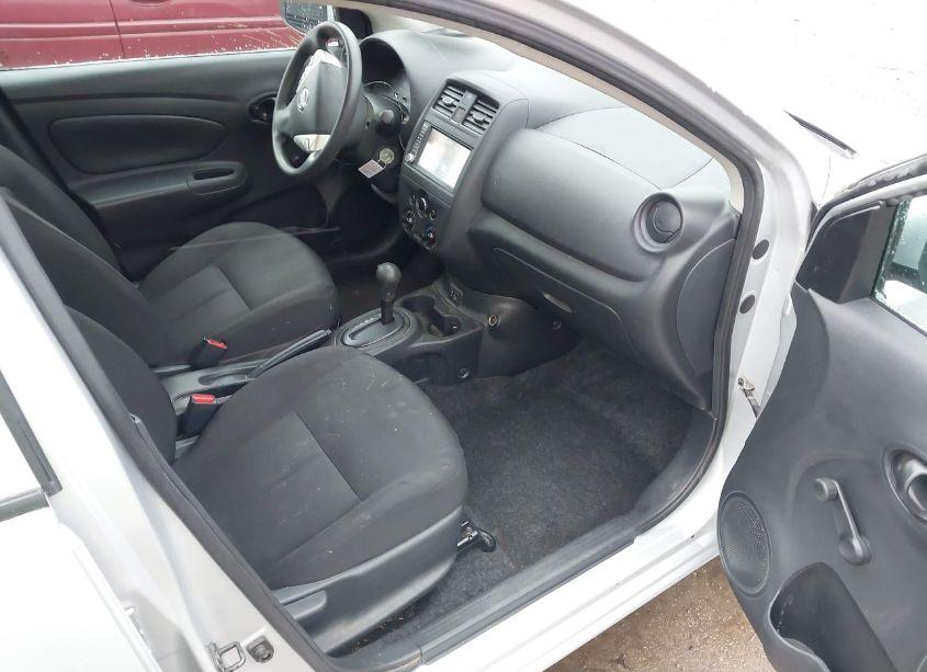 Photo 5 of 2018 Nissan Versa 1.6 S+ (VIN 3N1CN7APXJL888251)