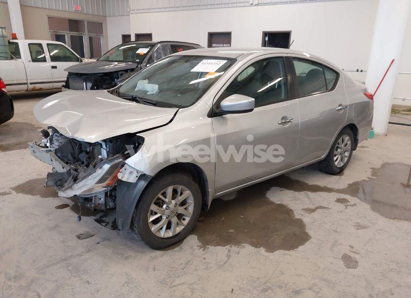 Photo 2 of 2019 Nissan Versa 1.6 SV (VIN 3N1CN7APXKL809548)