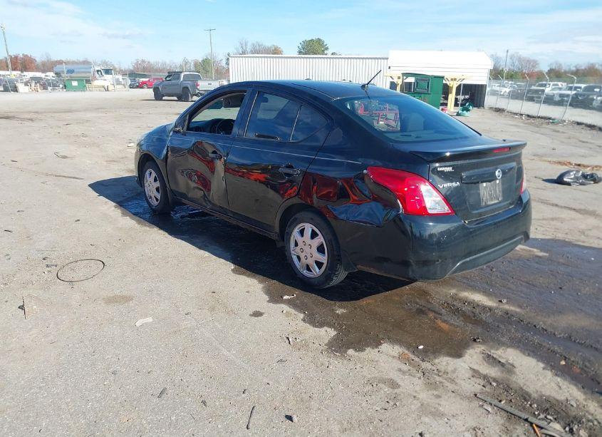 Photo 3 of 2019 Nissan Versa 1.6 S+ (VIN 3N1CN7APXKL812188)