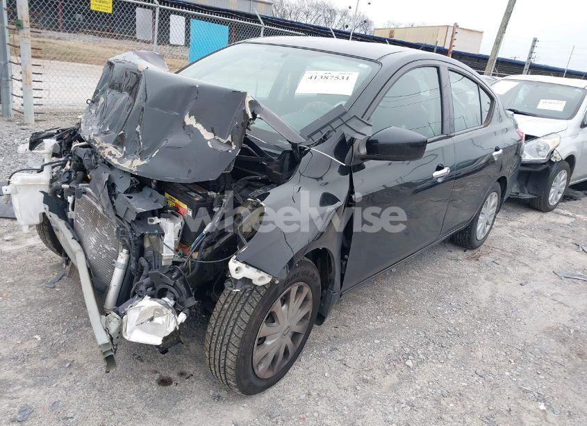 Photo 2 of 2019 Nissan Versa 1.6 SV (VIN 3N1CN7APXKL817066)