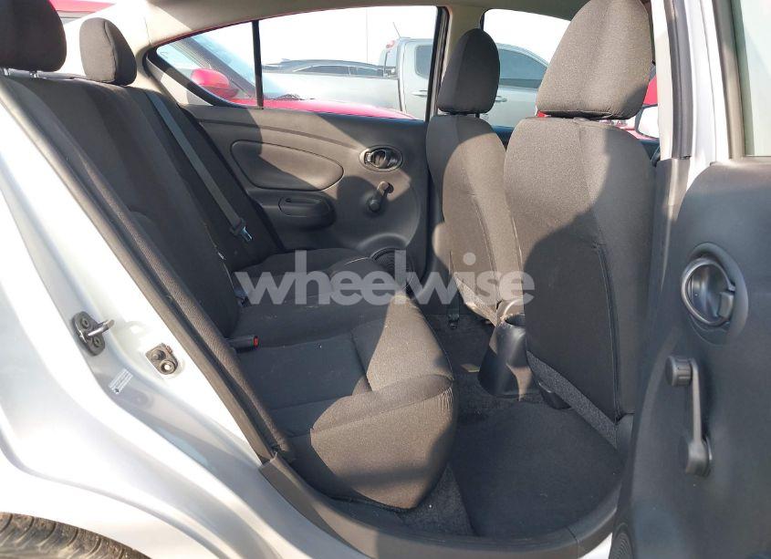 Photo 8 of 2019 Nissan Versa 1.6 S+ (VIN 3N1CN7APXKL818475)