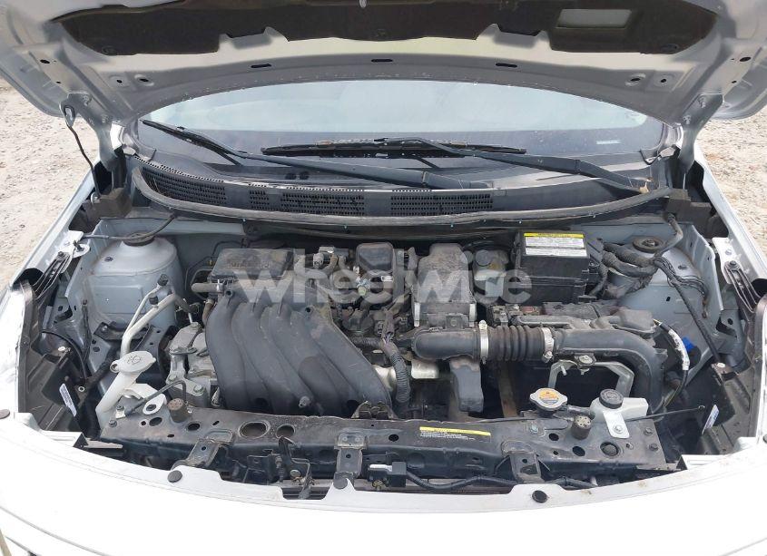 Photo 10 of 2019 Nissan Versa 1.6 S (VIN 3N1CN7APXKL821716)