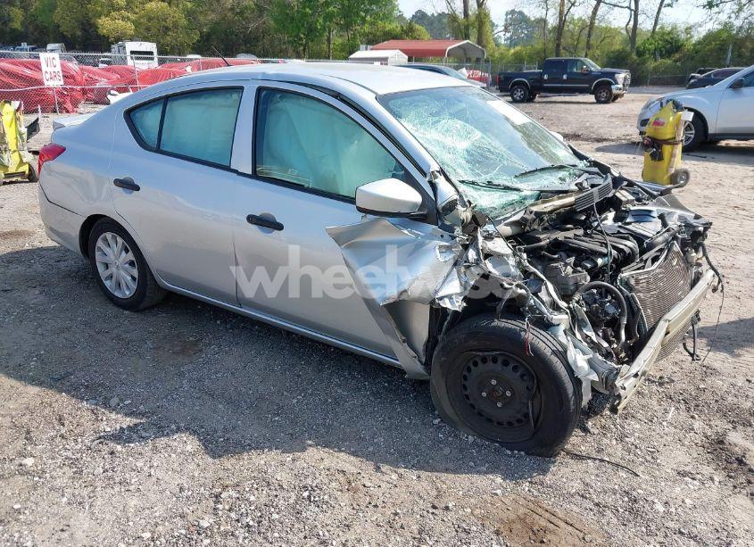 2019 Nissan Versa 1.6 S+ (VIN 3N1CN7APXKL826172) main photo