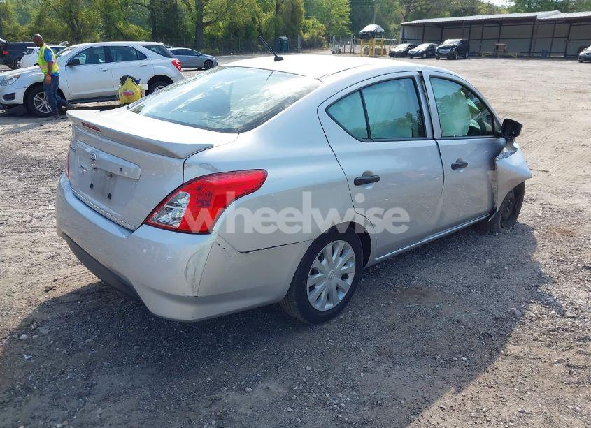 Photo 4 of 2019 Nissan Versa 1.6 S+ (VIN 3N1CN7APXKL826172)