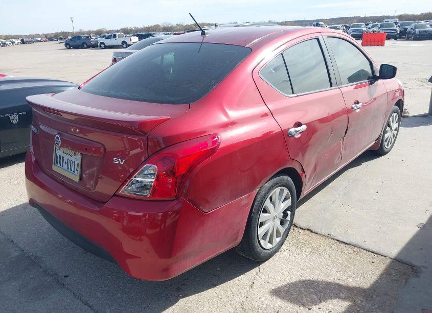 Photo 4 of 2019 Nissan Versa 1.6 SV (VIN 3N1CN7APXKL827838)