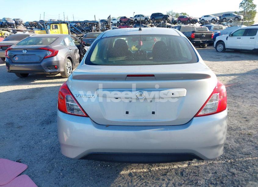 Photo 16 of 2019 Nissan Versa 1.6 S+ (VIN 3N1CN7APXKL829184)