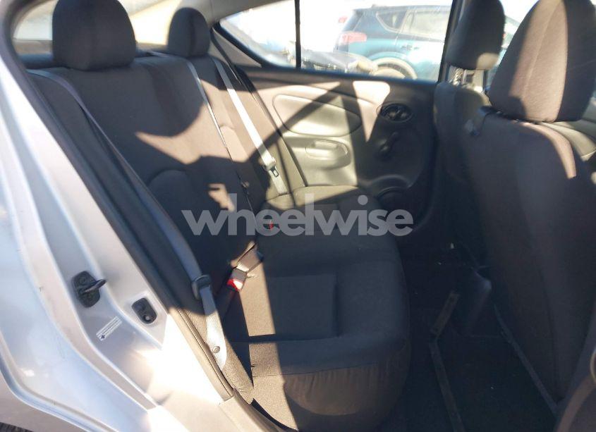 Photo 8 of 2019 Nissan Versa 1.6 S+ (VIN 3N1CN7APXKL829184)