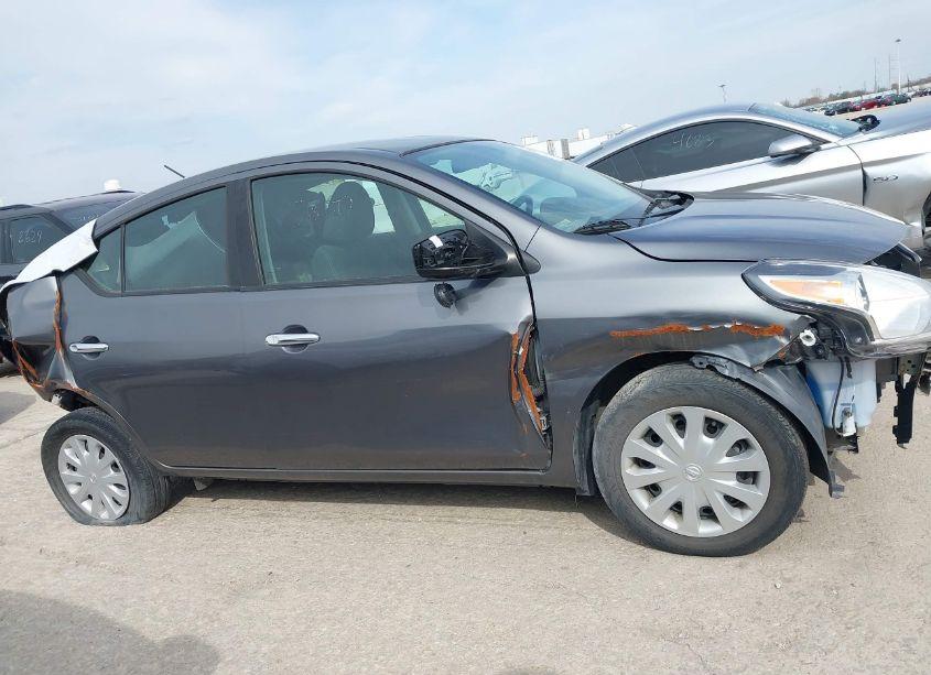 Photo 13 of 2019 Nissan Versa 1.6 SV (VIN 3N1CN7APXKL831582)