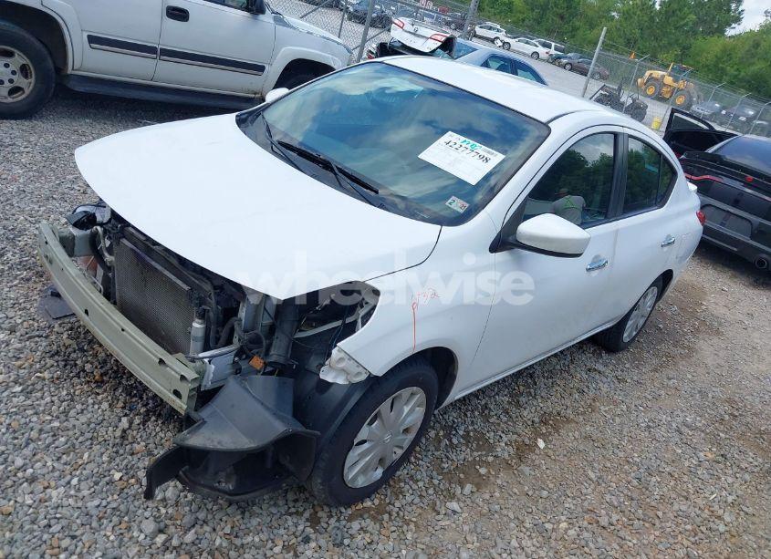 Photo 2 of 2019 Nissan Versa 1.6 SV (VIN 3N1CN7APXKL831677)