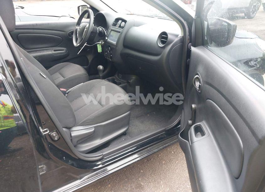 Photo 5 of 2019 Nissan Versa 1.6 S+ (VIN 3N1CN7APXKL846678)