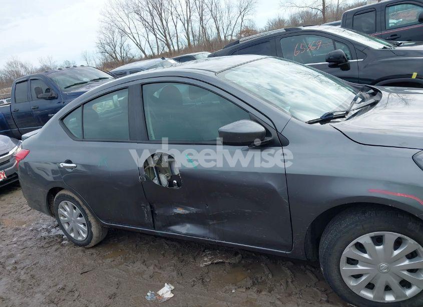 Photo 14 of 2019 Nissan Versa 1.6 SV (VIN 3N1CN7APXKL847622)