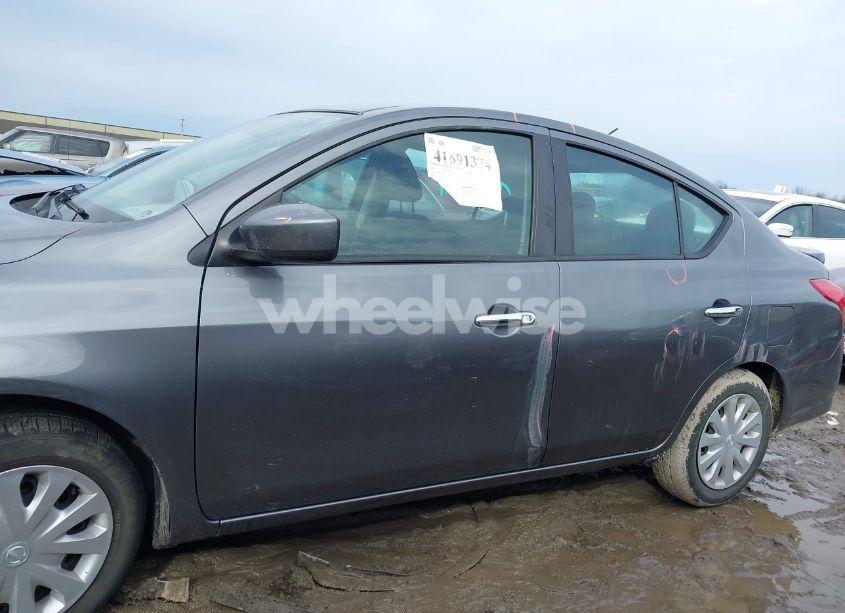Photo 15 of 2019 Nissan Versa 1.6 SV (VIN 3N1CN7APXKL847622)
