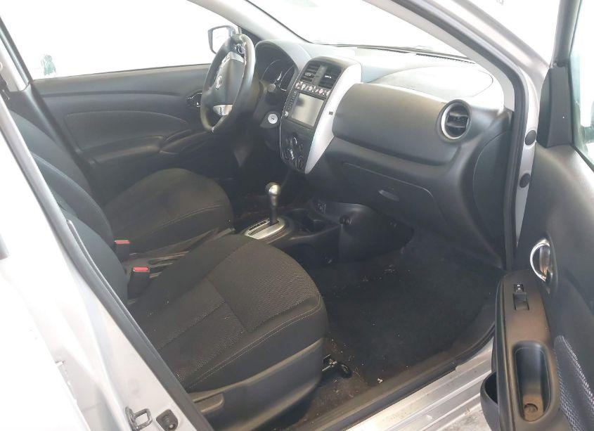 Photo 5 of 2019 Nissan Versa 1.6 SV (VIN 3N1CN7APXKL867837)