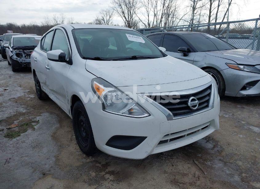 2019 Nissan Versa 1.6 SV (VIN 3N1CN7APXKL873167) main photo