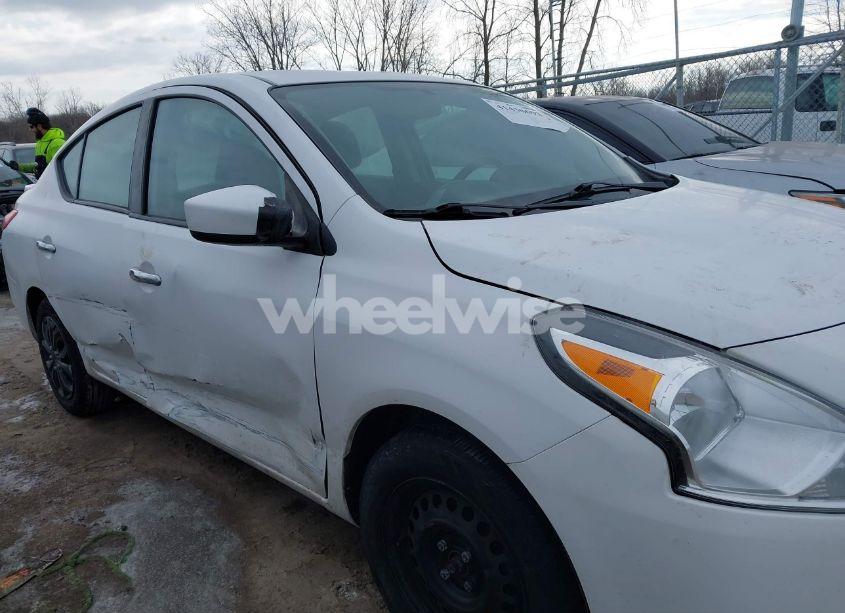 Photo 13 of 2019 Nissan Versa 1.6 SV (VIN 3N1CN7APXKL873167)