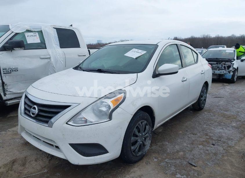 Photo 2 of 2019 Nissan Versa 1.6 SV (VIN 3N1CN7APXKL873167)
