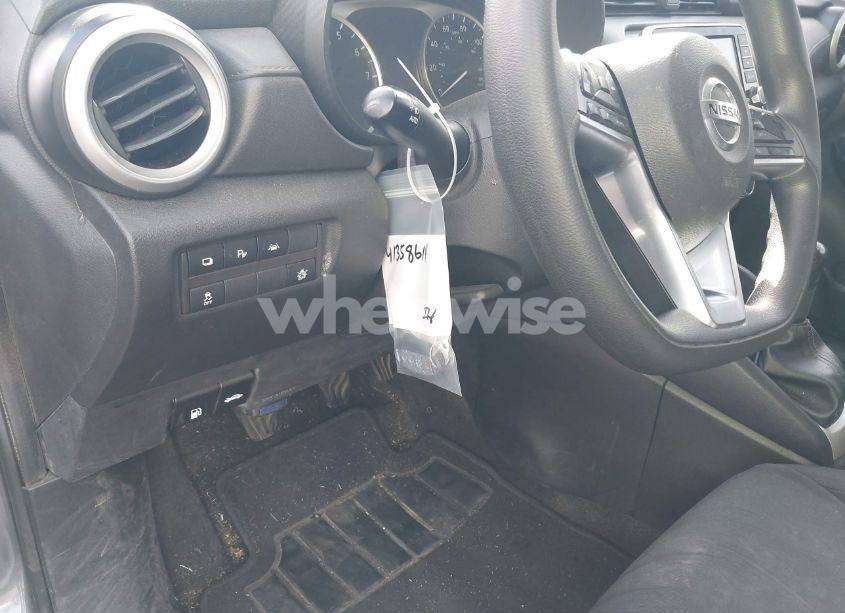 Photo 18 of 2021 Nissan Versa S 5-SPEED MANUAL TRANSMISSION (VIN 3N1CN8BV0ML881901)