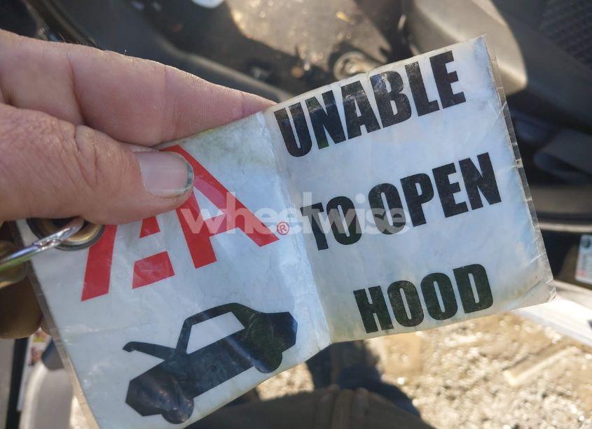 Photo 10 of 2020 Nissan Versa S 5-SPEED MANUAL TRANSMISSION (VIN 3N1CN8BV3LL803174)