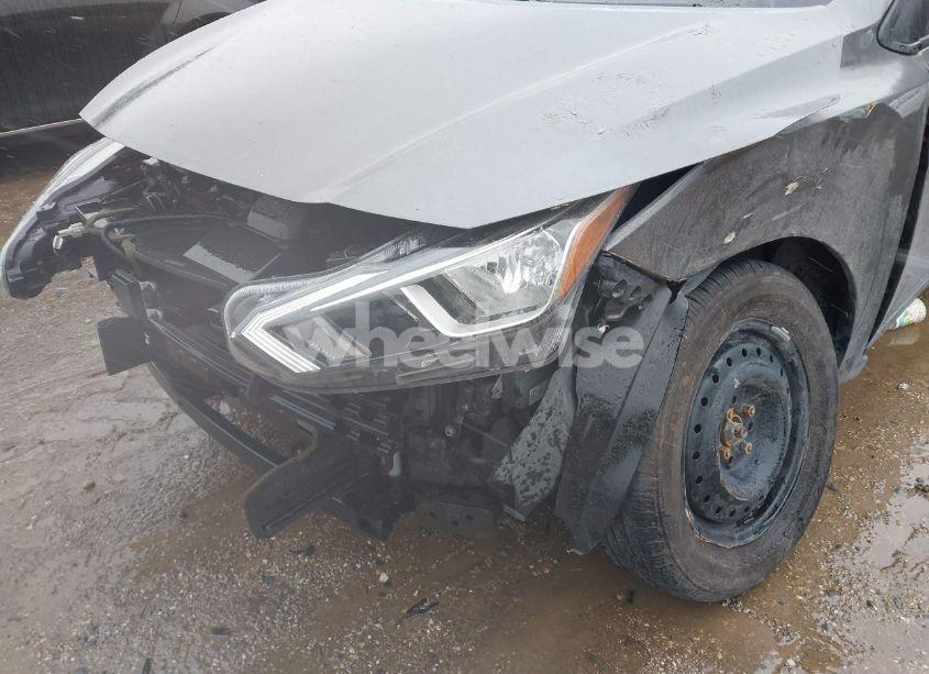 Photo 18 of 2020 Nissan Versa S XTRONIC CVT (VIN 3N1CN8DV0LL824917)