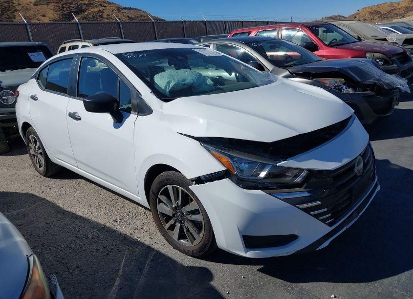 2024 Nissan Versa 1.6 S (VIN 3N1CN8DV0RL863905) main photo