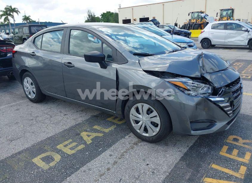 2025 Nissan Versa 1.6 S (VIN 3N1CN8DV0SL835656) main photo