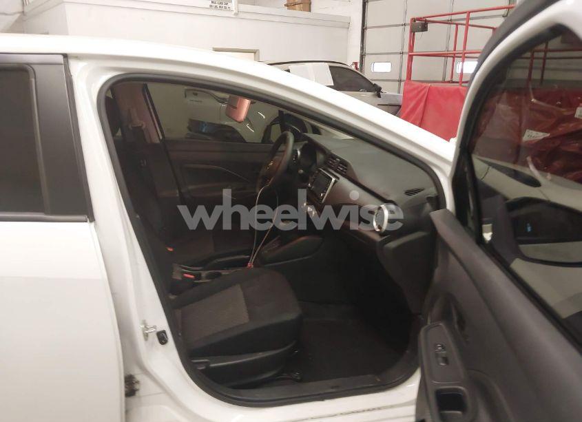 Photo 5 of 2024 Nissan Versa 1.6 S (VIN 3N1CN8DV4RL836884)