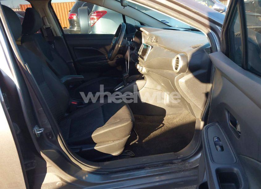 Photo 5 of 2020 Nissan Versa S XTRONIC CVT (VIN 3N1CN8DV5LL847223)