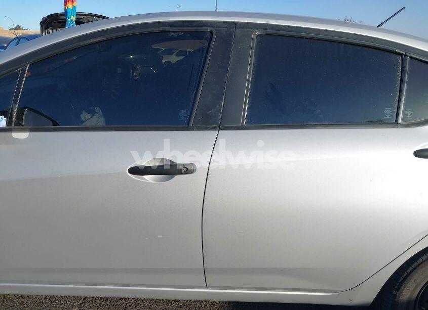 Photo 14 of 2020 Nissan Versa S XTRONIC CVT (VIN 3N1CN8DV6LL803389)