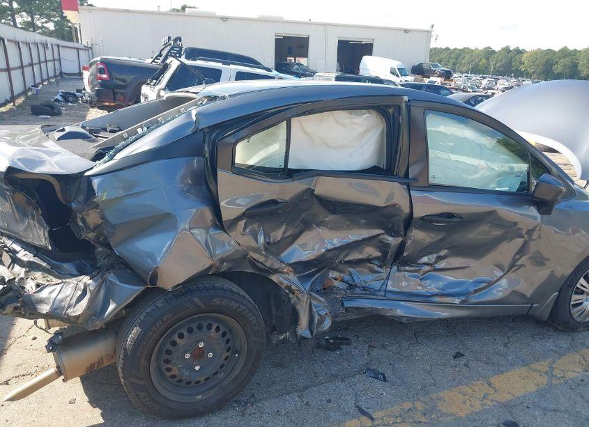 Photo 6 of 2020 Nissan Versa S XTRONIC CVT (VIN 3N1CN8DV6LL826459)