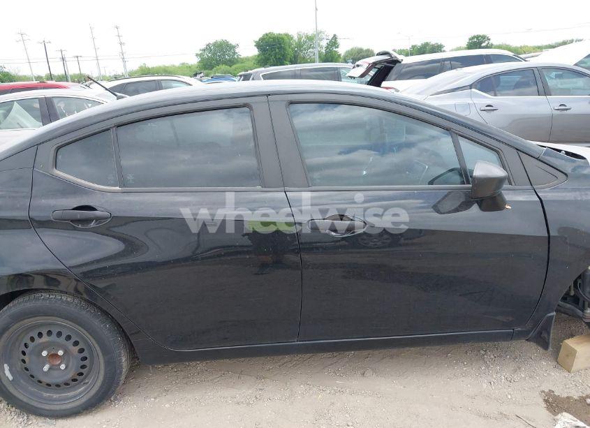 Photo 13 of 2020 Nissan Versa S XTRONIC CVT (VIN 3N1CN8DV8LL916258)