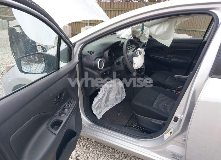 Photo 5 of 2024 Nissan Versa 1.6 S (VIN 3N1CN8DV8RL897445)