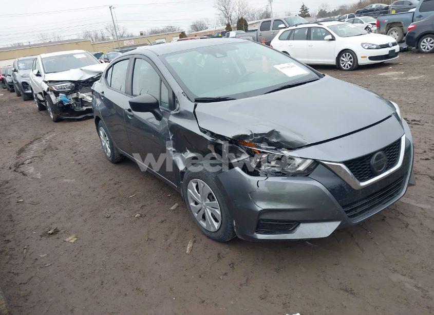 2020 Nissan Versa S XTRONIC CVT (VIN 3N1CN8DV9LL915197) main photo