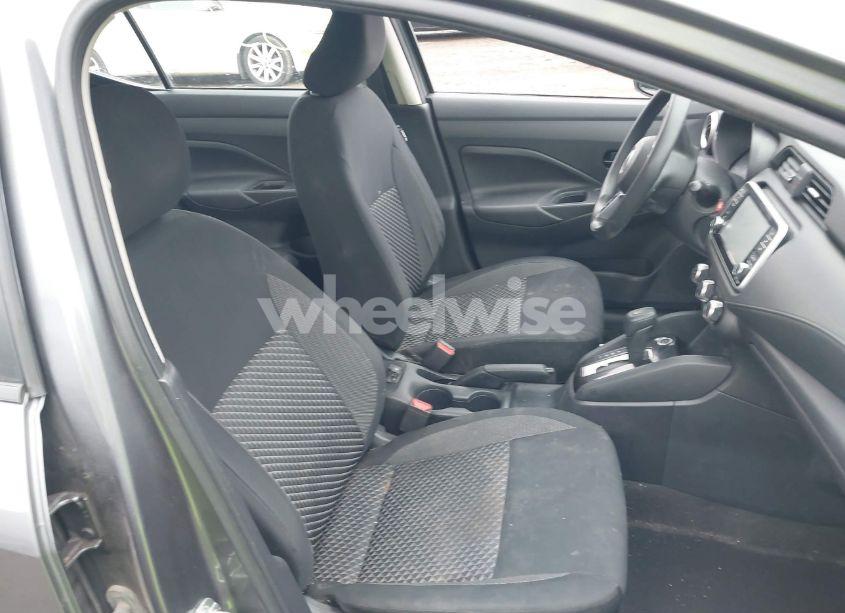 Photo 5 of 2020 Nissan Versa S XTRONIC CVT (VIN 3N1CN8DV9LL915197)