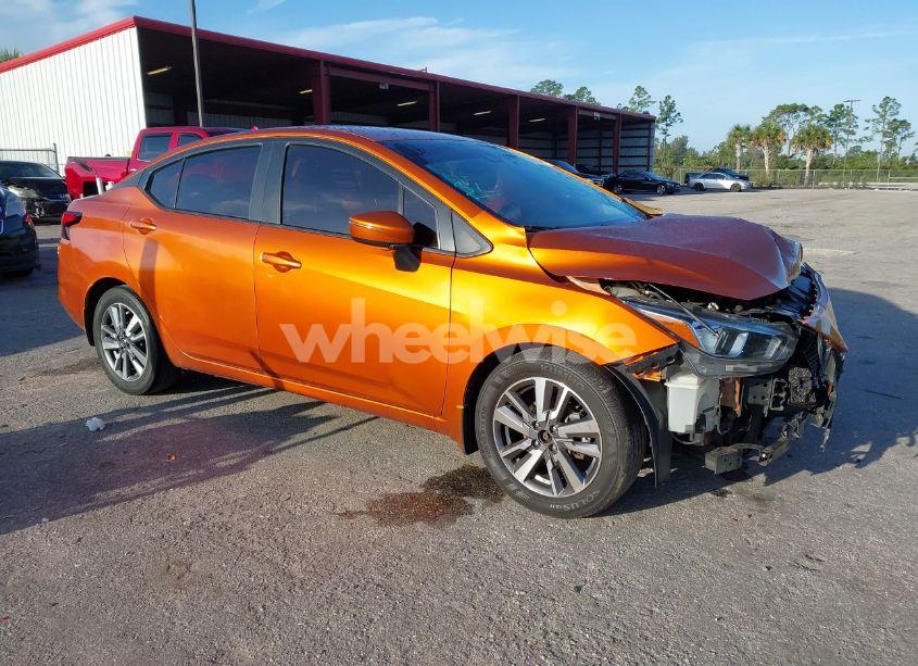 2020 Nissan Versa SV XTRONIC CVT (VIN 3N1CN8EV0LL820414) main photo