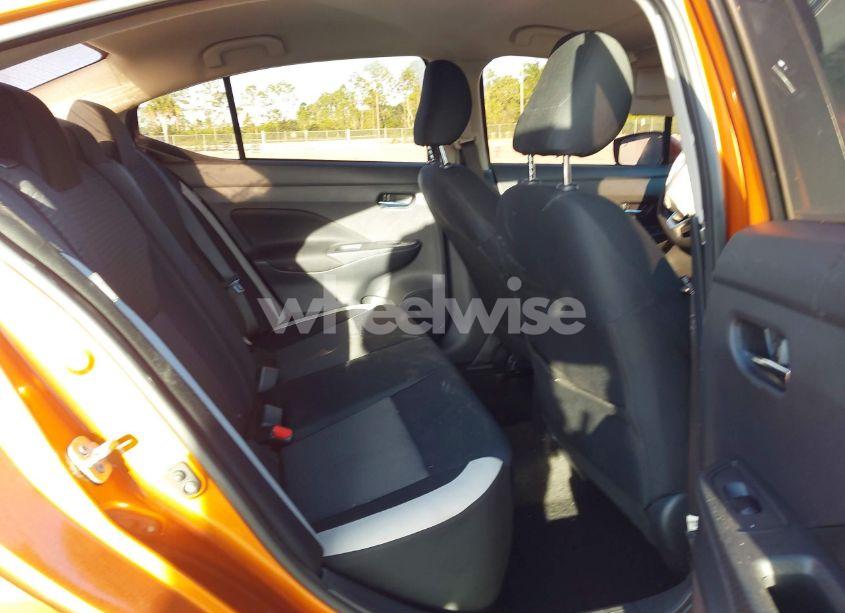 Photo 8 of 2020 Nissan Versa SV XTRONIC CVT (VIN 3N1CN8EV0LL820414)