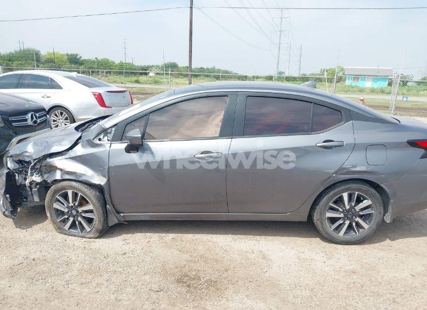 Photo 14 of 2020 Nissan Versa SV XTRONIC CVT (VIN 3N1CN8EV0LL868916)