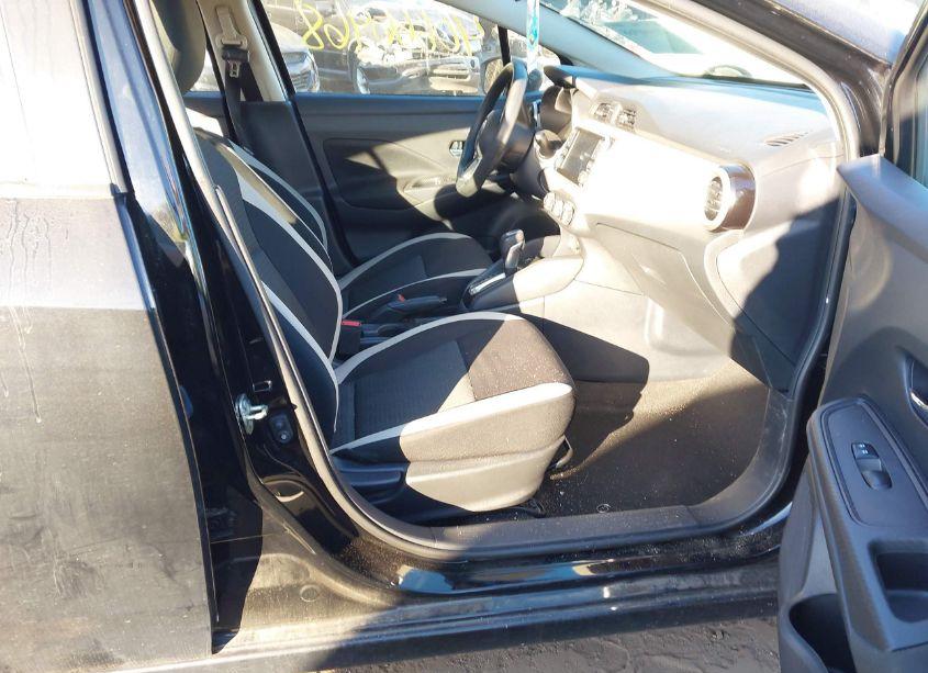 Photo 5 of 2021 Nissan Versa SV XTRONIC CVT (VIN 3N1CN8EV0ML884423)