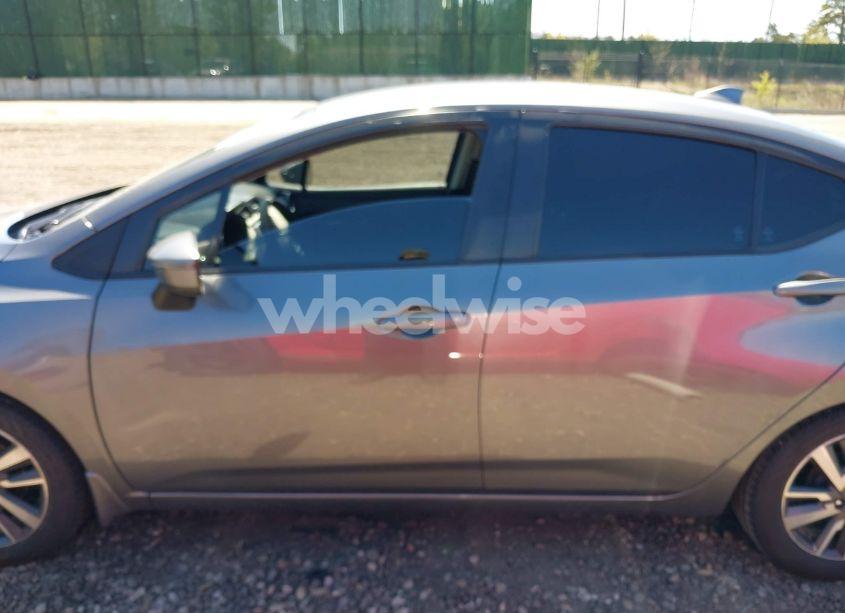 Photo 15 of 2020 Nissan Versa SV XTRONIC CVT (VIN 3N1CN8EV1LL823435)