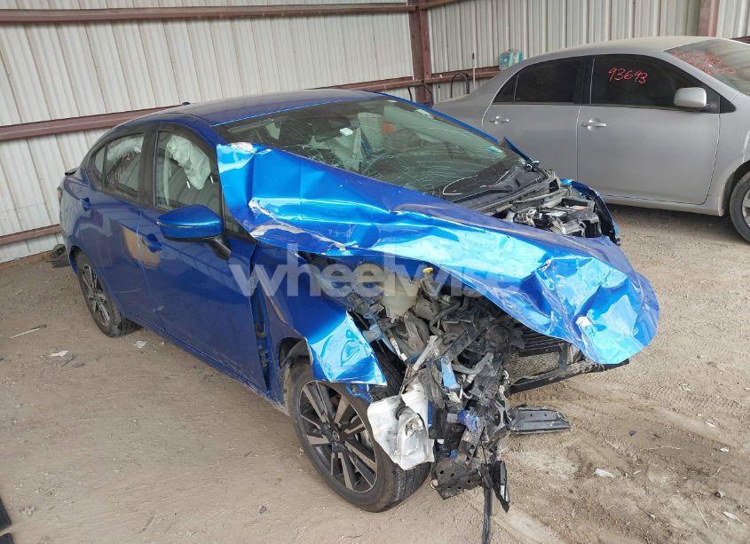 2020 Nissan Versa SV XTRONIC CVT (VIN 3N1CN8EV1LL867399) main photo