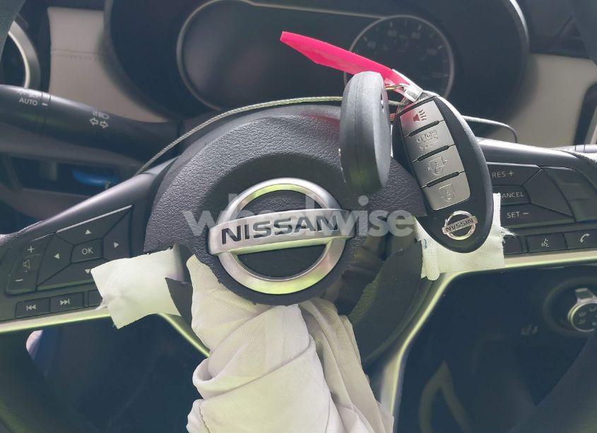 Photo 11 of 2020 Nissan Versa SV XTRONIC CVT (VIN 3N1CN8EV1LL867399)