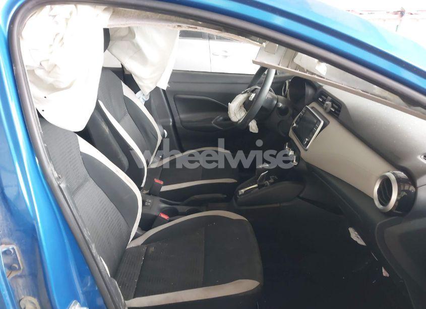 Photo 5 of 2020 Nissan Versa SV XTRONIC CVT (VIN 3N1CN8EV1LL867399)