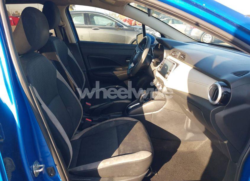 Photo 5 of 2020 Nissan Versa SV XTRONIC CVT (VIN 3N1CN8EV1LL893646)